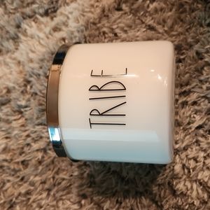 Goose creek 14.5 oz 3 wick Raspberry Jam Donut candle